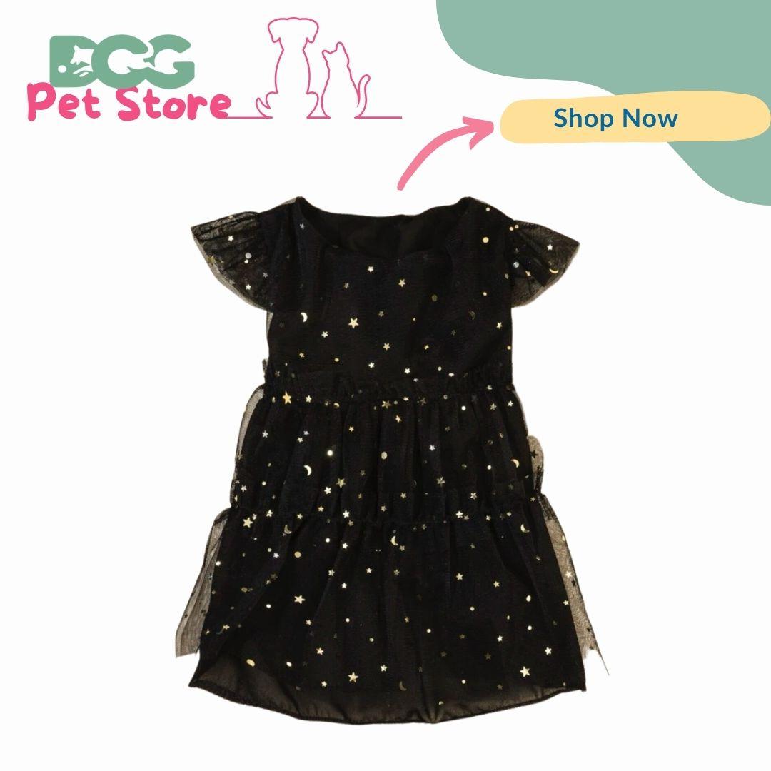 Vestido com babados e estrelas