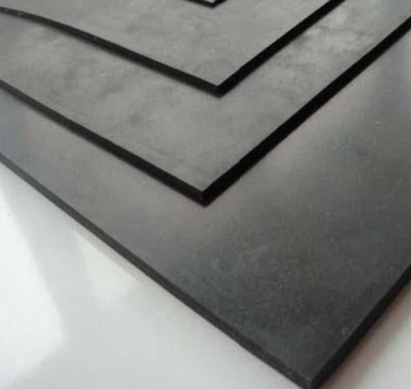 Populair 150 placas